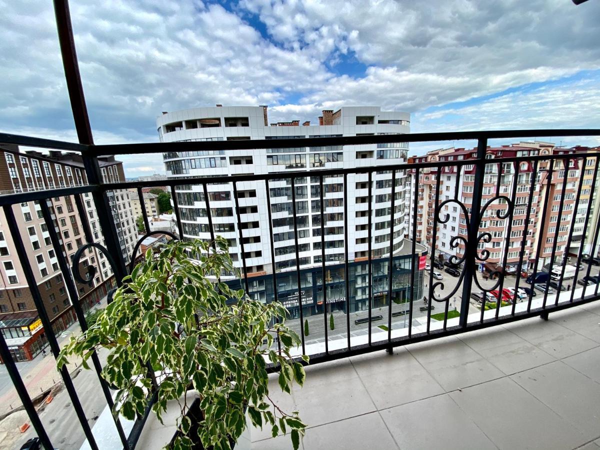 Belvederska Apartment 2 Ivano-Frankivszk Kültér fotó